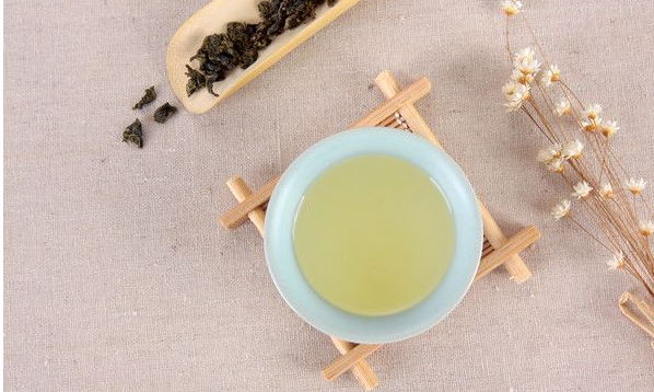 云南独特的传统茶俗 百抖茶